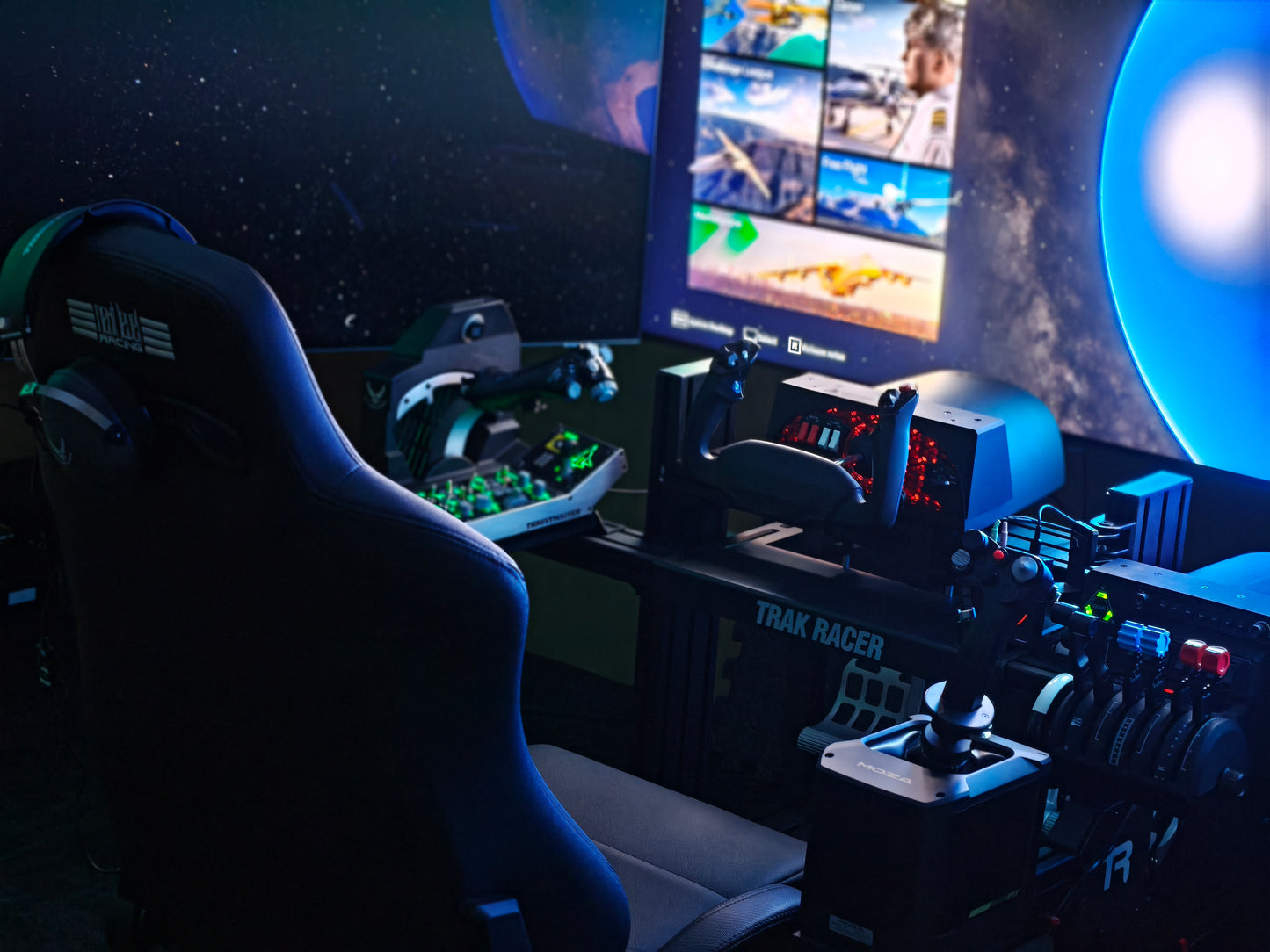 .PLATINUM FLIGHT SIMULATOR